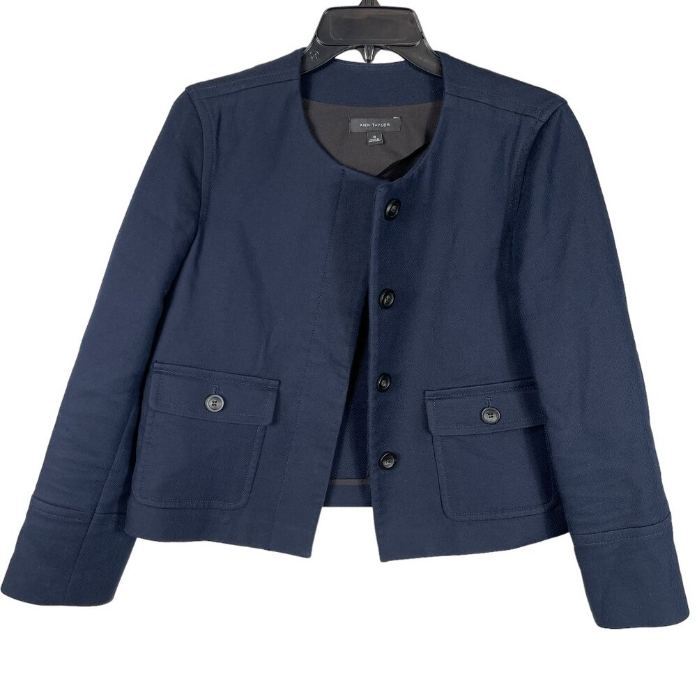 Ann Taylor Cropped Jacket Blazer Size 8 Navy Blue Crew Neck Twill Modern Classy